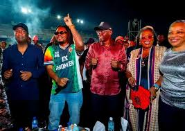sanwo olu and olamide